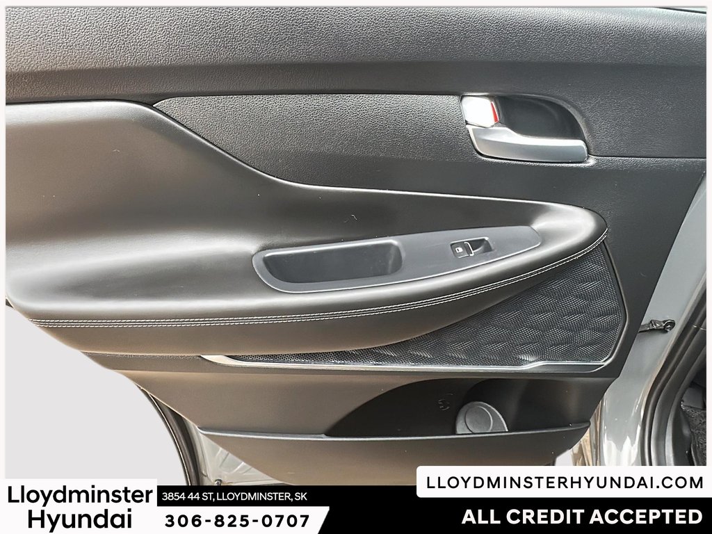 2023 Hyundai Santa Fe Preferred in Lloydminster, Saskatchewan - 23 - w1024h768px