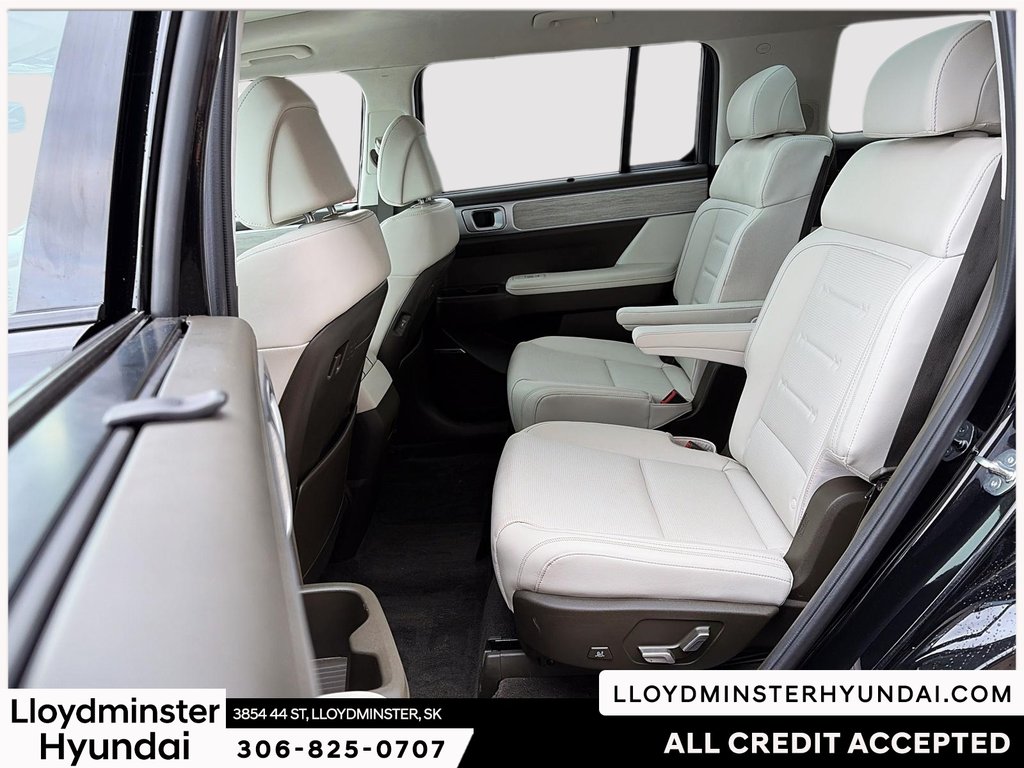 2024 Hyundai Santa Fe Ultimate in Lloydminster, Saskatchewan - 14 - w1024h768px