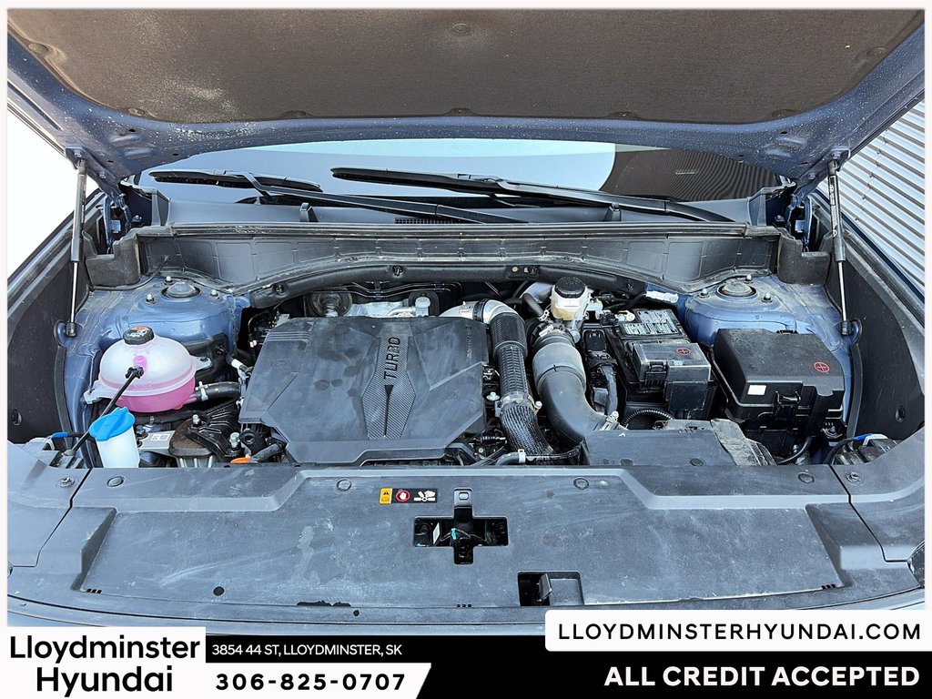 2025 Hyundai Santa Fe Luxury in Lloydminster, Saskatchewan - 12 - w1024h768px