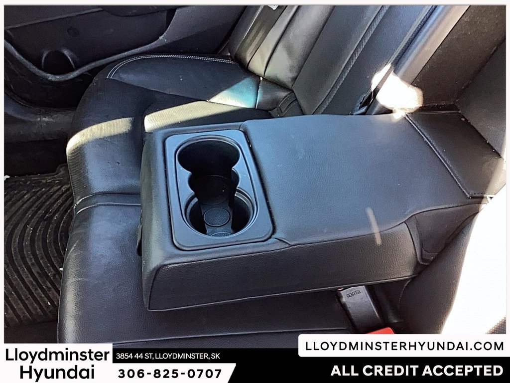 2019 Hyundai Sonata Plug-In Hybrid Ultimate in Lloydminster, Saskatchewan - 11 - w1024h768px