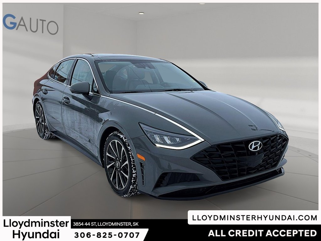 2020 Hyundai Sonata Luxury in Lloydminster, Saskatchewan - 3 - w1024h768px