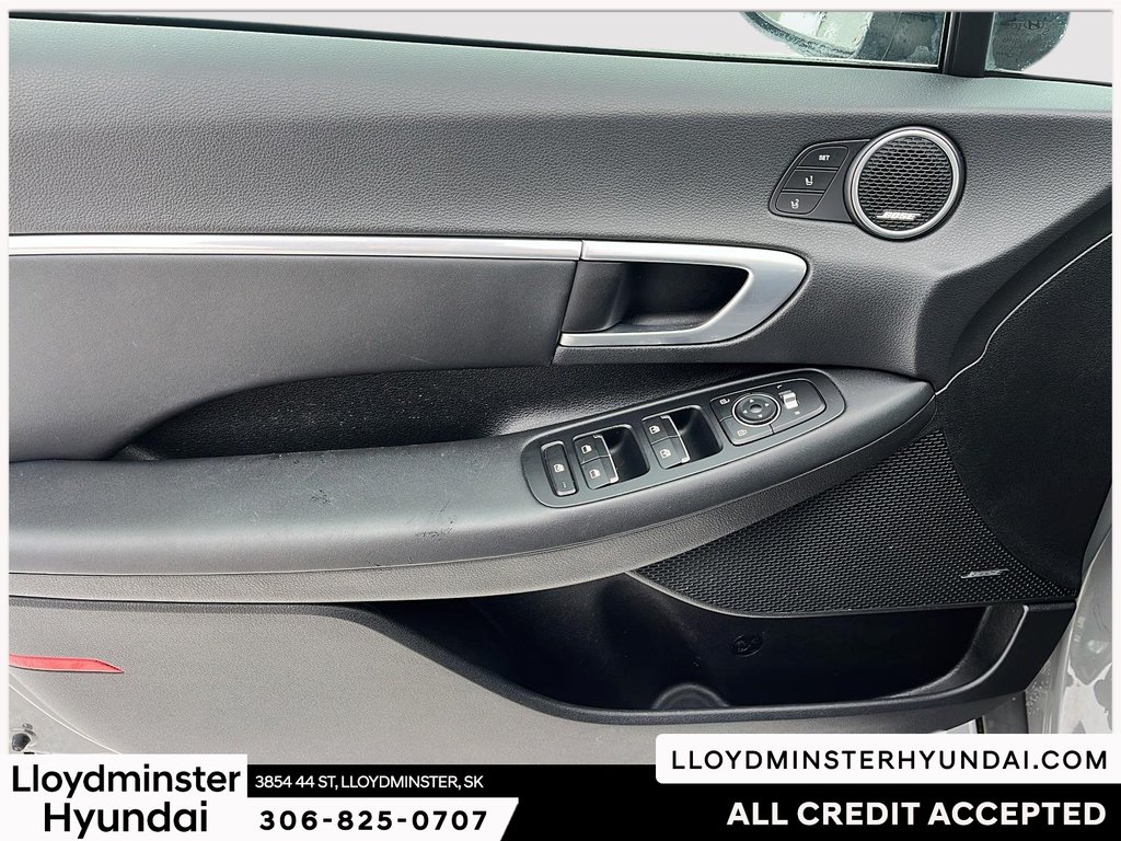 2020 Hyundai Sonata Luxury in Lloydminster, Saskatchewan - 14 - w1024h768px