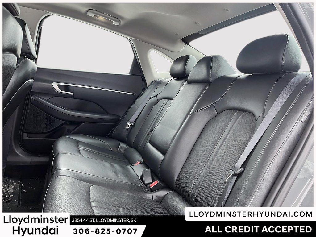 2020 Hyundai Sonata Luxury in Lloydminster, Saskatchewan - 12 - w1024h768px