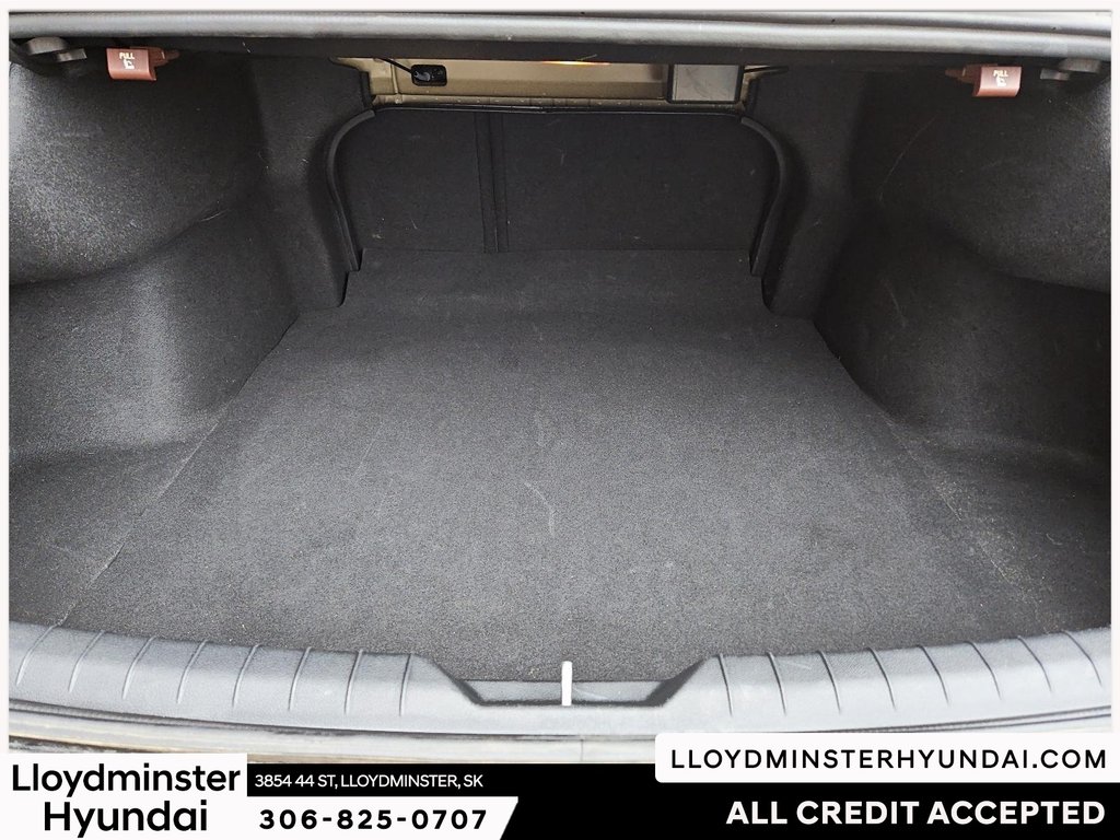 2025 Hyundai Sonata Preferred-Trend in Lloydminster, Saskatchewan - 9 - w1024h768px