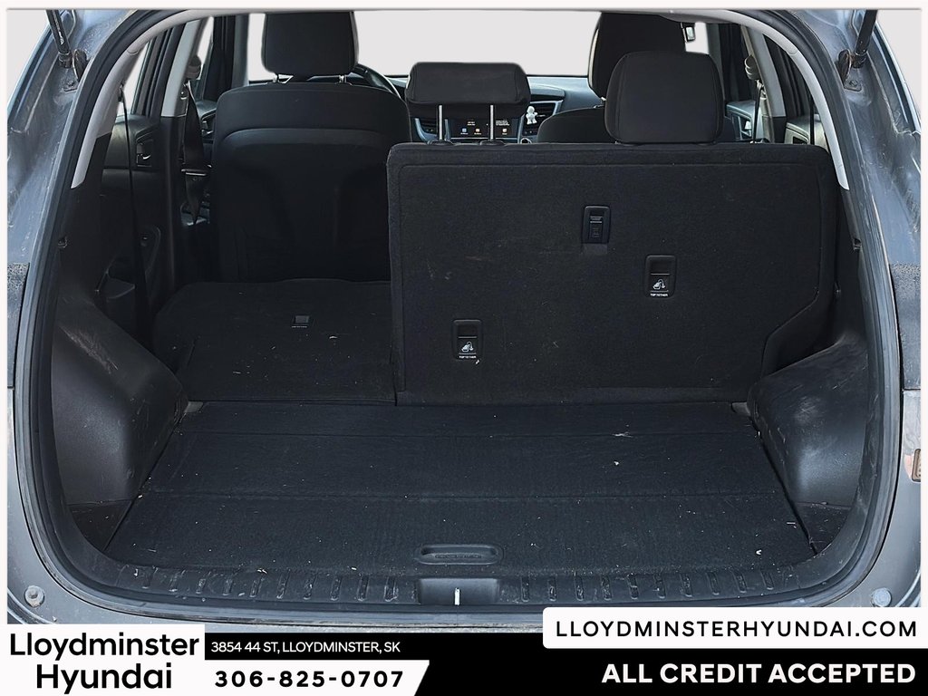 2018 Hyundai Tucson Premium in Lloydminster, Saskatchewan - 9 - w1024h768px