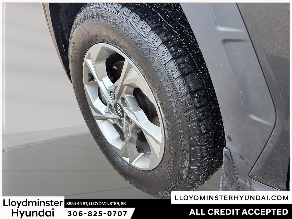 2022 Hyundai Tucson Essential in Lloydminster, Saskatchewan - 10 - w1024h768px