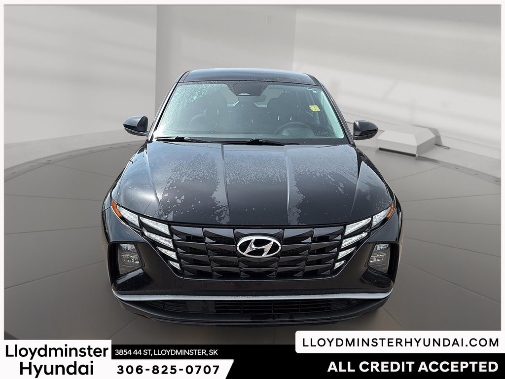 2022 Hyundai Tucson Essential in Lloydminster, Saskatchewan - 2 - w1024h768px