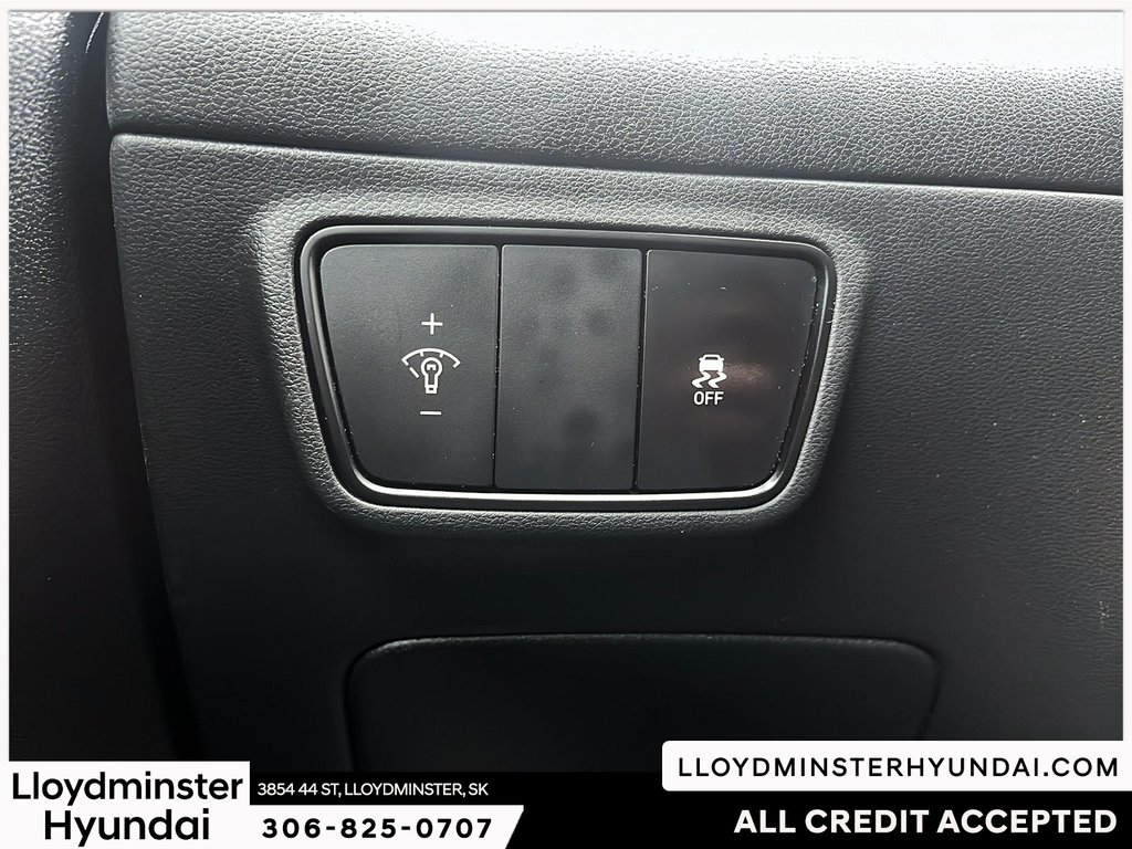 2022 Hyundai Tucson Essential in Lloydminster, Saskatchewan - 19 - w1024h768px