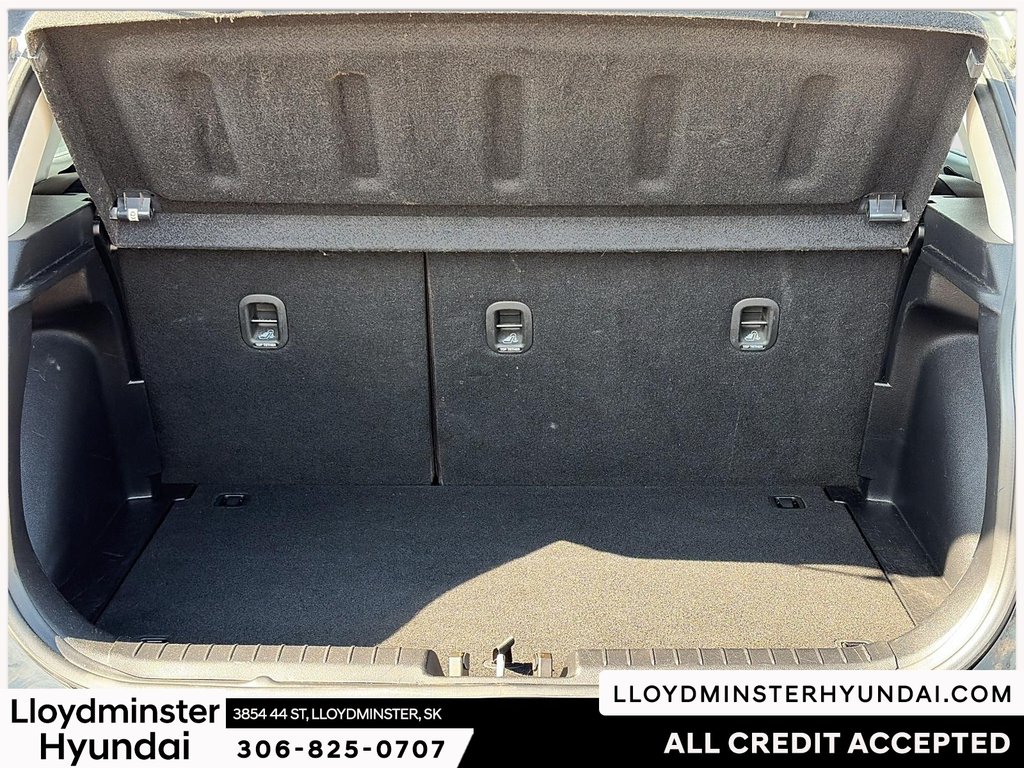 2021 Hyundai Venue Preferred in Lloydminster, Saskatchewan - 9 - w1024h768px