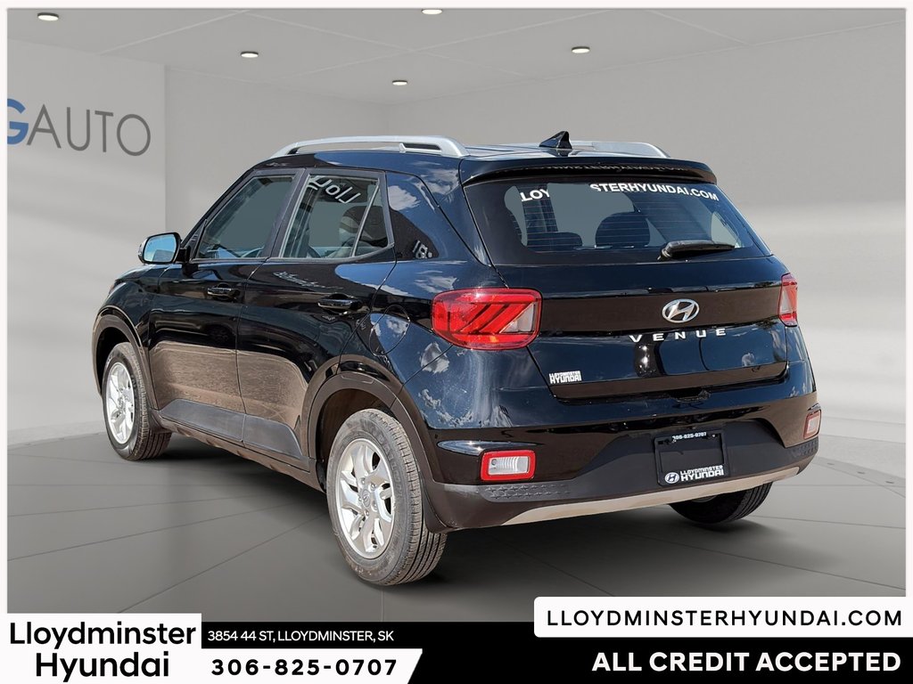 2021 Hyundai Venue Preferred in Lloydminster, Saskatchewan - 7 - w1024h768px