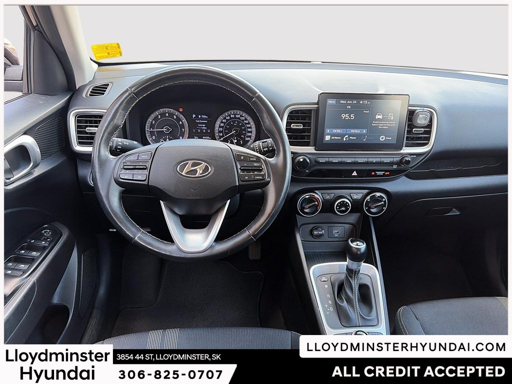 2021 Hyundai Venue Preferred in Lloydminster, Saskatchewan - 14 - w1024h768px