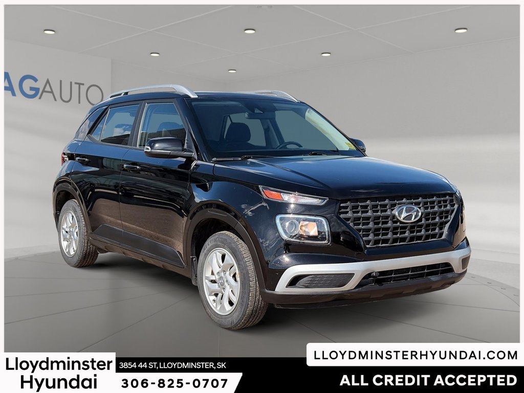 2021 Hyundai Venue Preferred in Lloydminster, Saskatchewan - 3 - w1024h768px