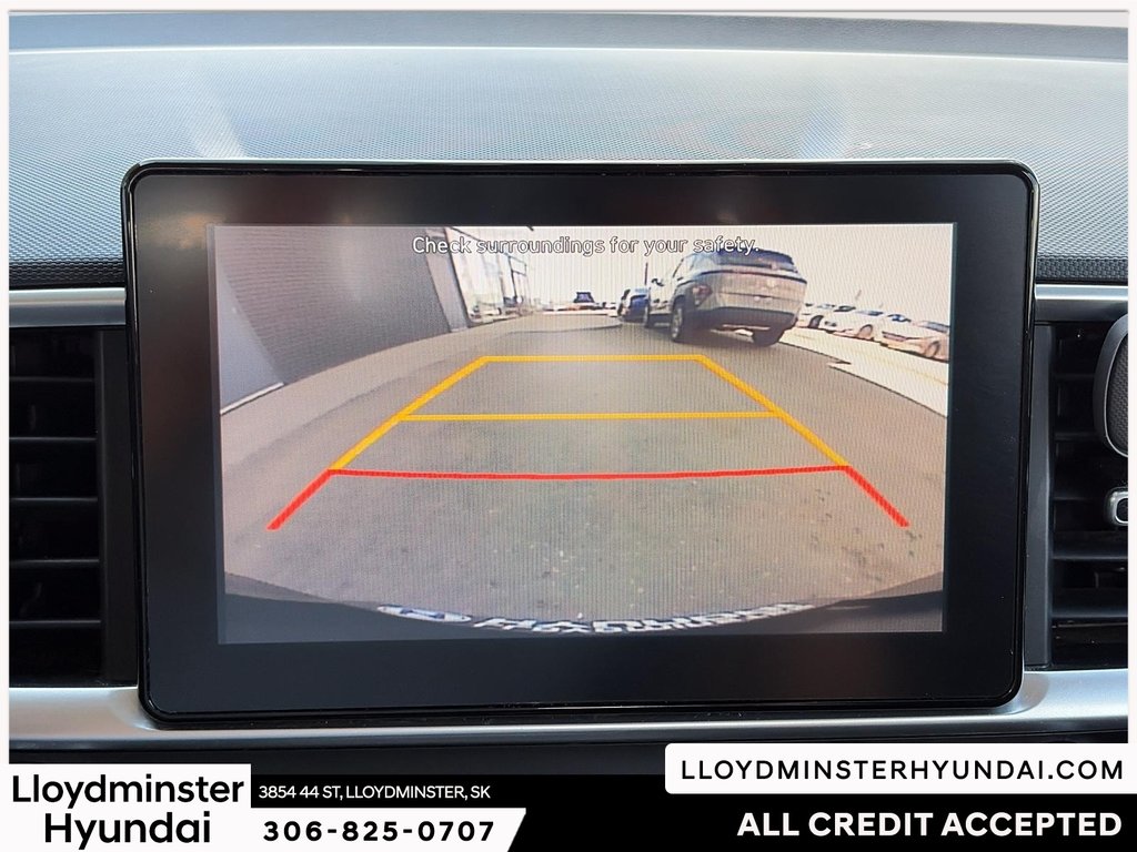 2021 Hyundai Venue Preferred in Lloydminster, Saskatchewan - 21 - w1024h768px