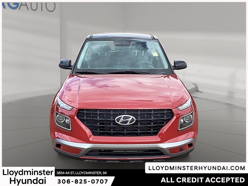 2022 Hyundai Venue Essential in Lloydminster, Saskatchewan - 2 - w1024h768px