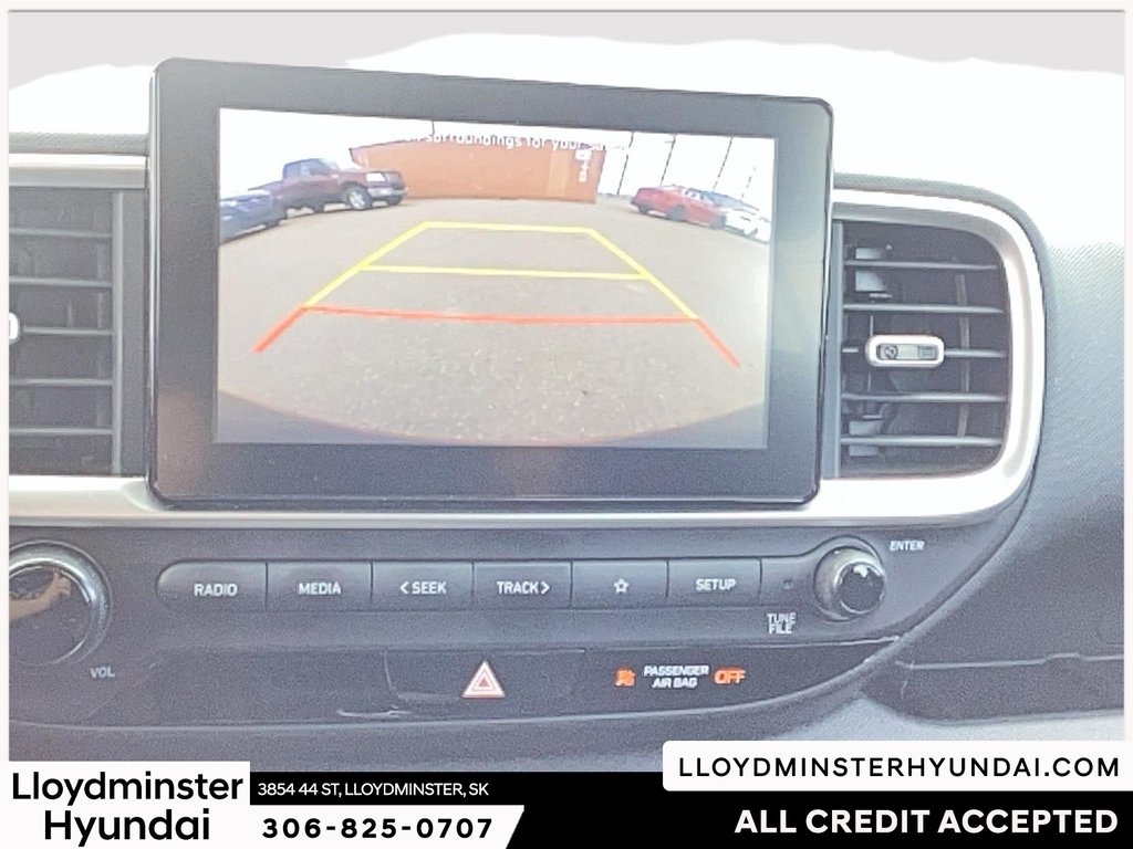 2022 Hyundai Venue Essential in Lloydminster, Saskatchewan - 16 - w1024h768px