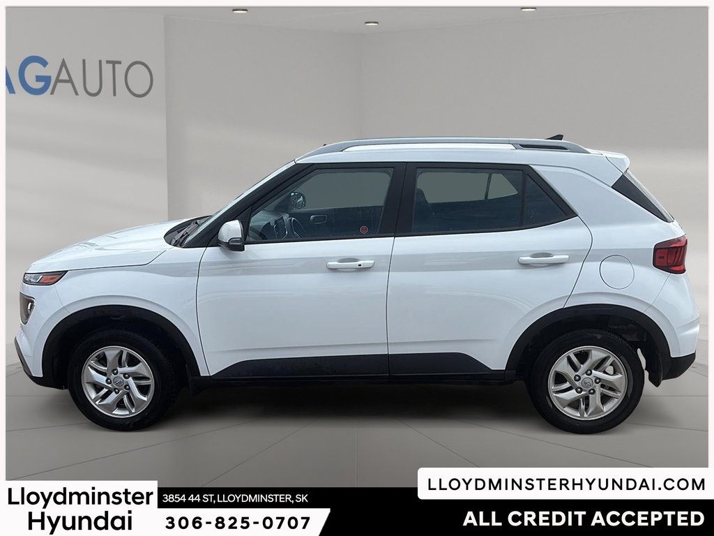 2022 Hyundai Venue Preferred in Lloydminster, Saskatchewan - 8 - w1024h768px