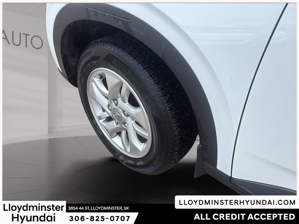 2022 Hyundai Venue Preferred in Lloydminster, Saskatchewan - 10 - w1024h768px