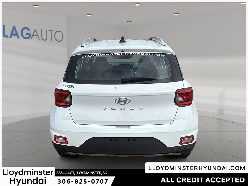 2022 Hyundai Venue Preferred in Lloydminster, Saskatchewan - 6 - w1024h768px