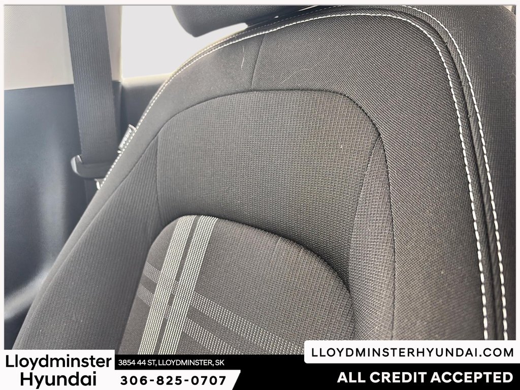 2022 Hyundai Venue Preferred in Lloydminster, Saskatchewan - 22 - w1024h768px