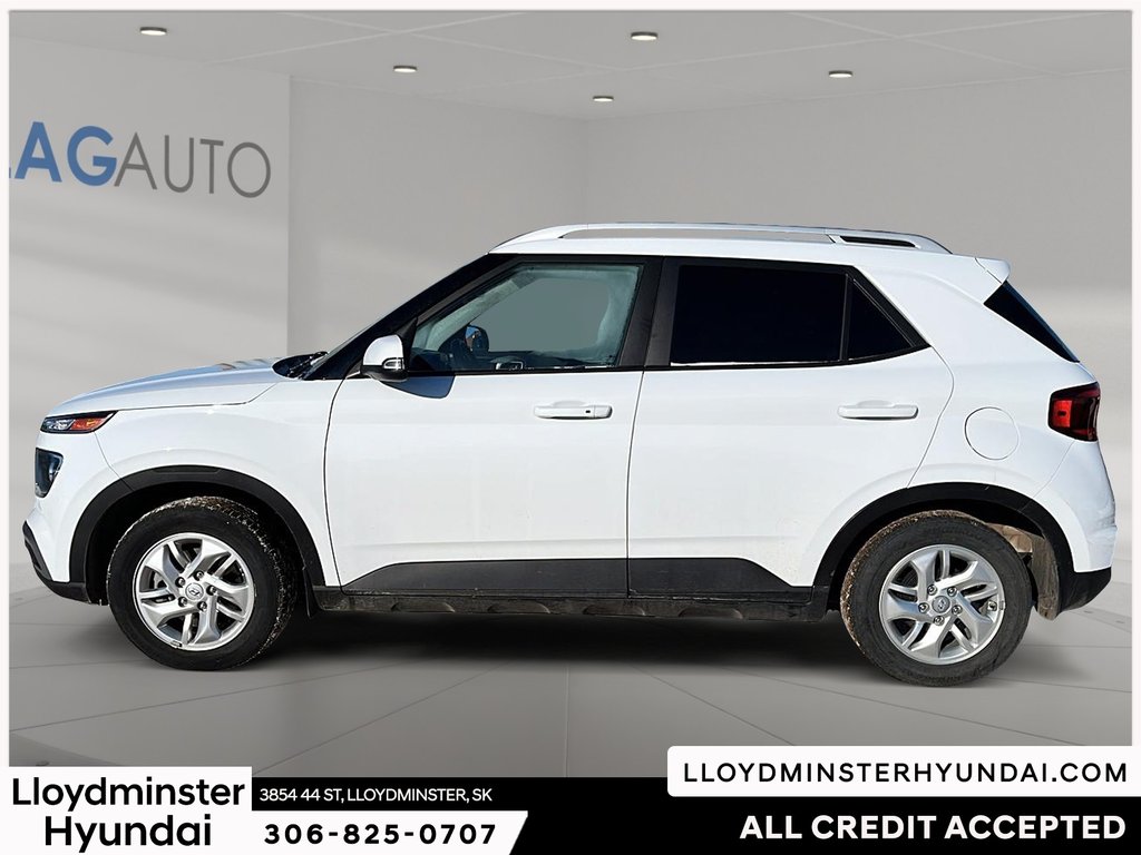 2022 Hyundai Venue Preferred in Lloydminster, Saskatchewan - 4 - w1024h768px