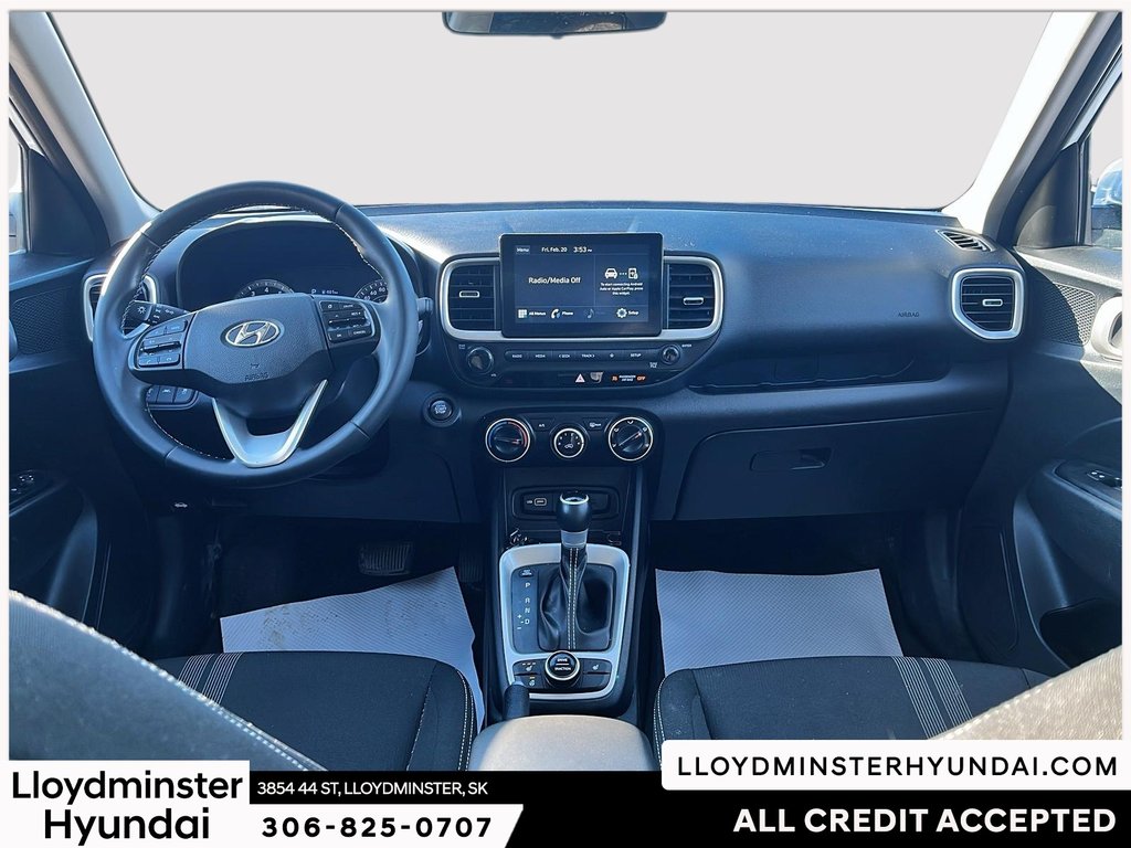 2022 Hyundai Venue Preferred in Lloydminster, Saskatchewan - 9 - w1024h768px