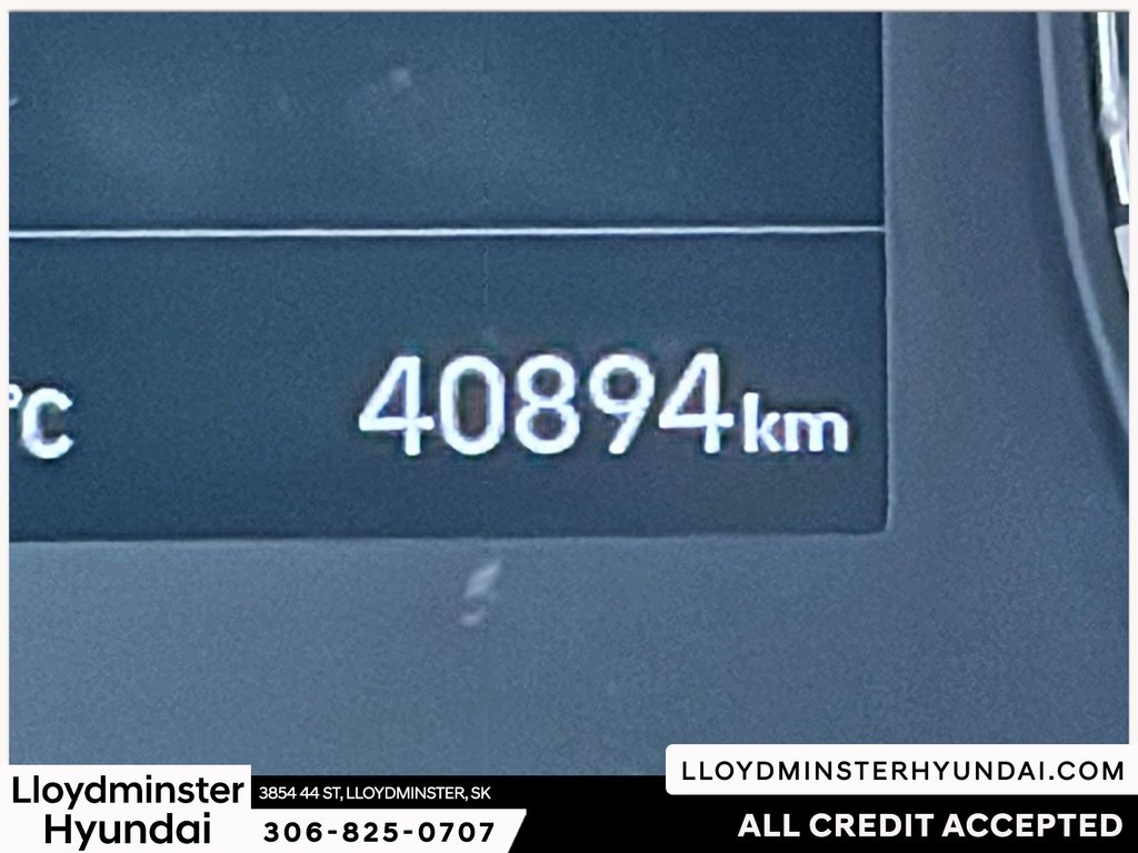 2022 Hyundai Venue Preferred in Lloydminster, Saskatchewan - 17 - w1024h768px