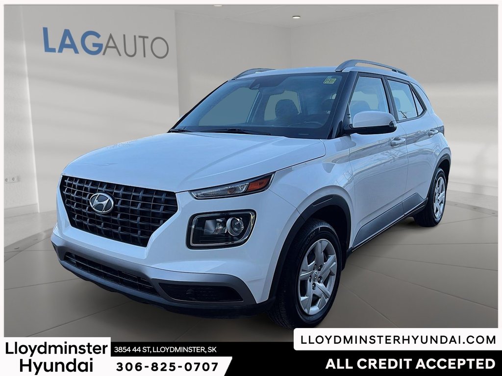 2022 Hyundai Venue Preferred in Lloydminster, Saskatchewan - 1 - w1024h768px