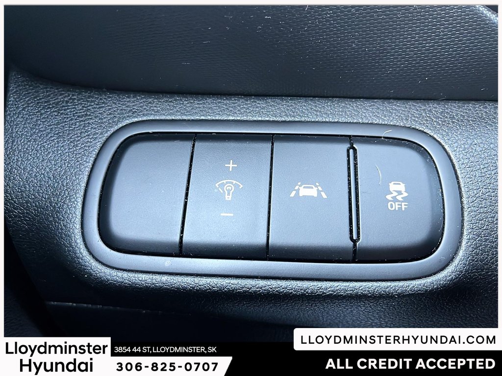 2022 Hyundai Venue Preferred in Lloydminster, Saskatchewan - 20 - w1024h768px