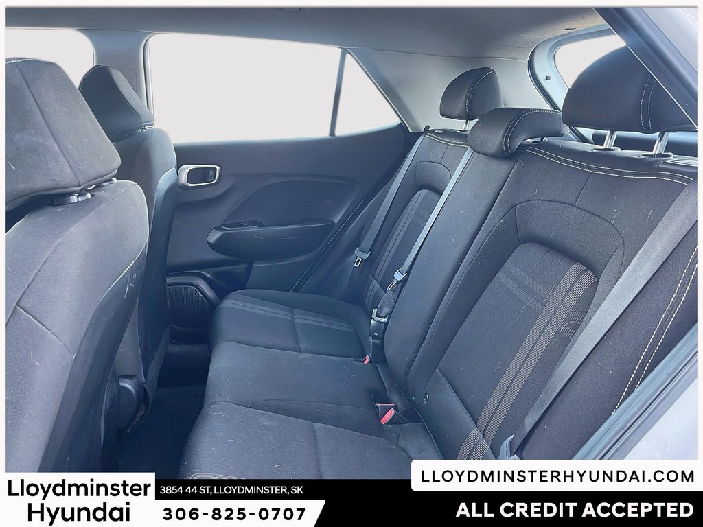 2022 Hyundai Venue Preferred in Lloydminster, Saskatchewan - 13 - w1024h768px