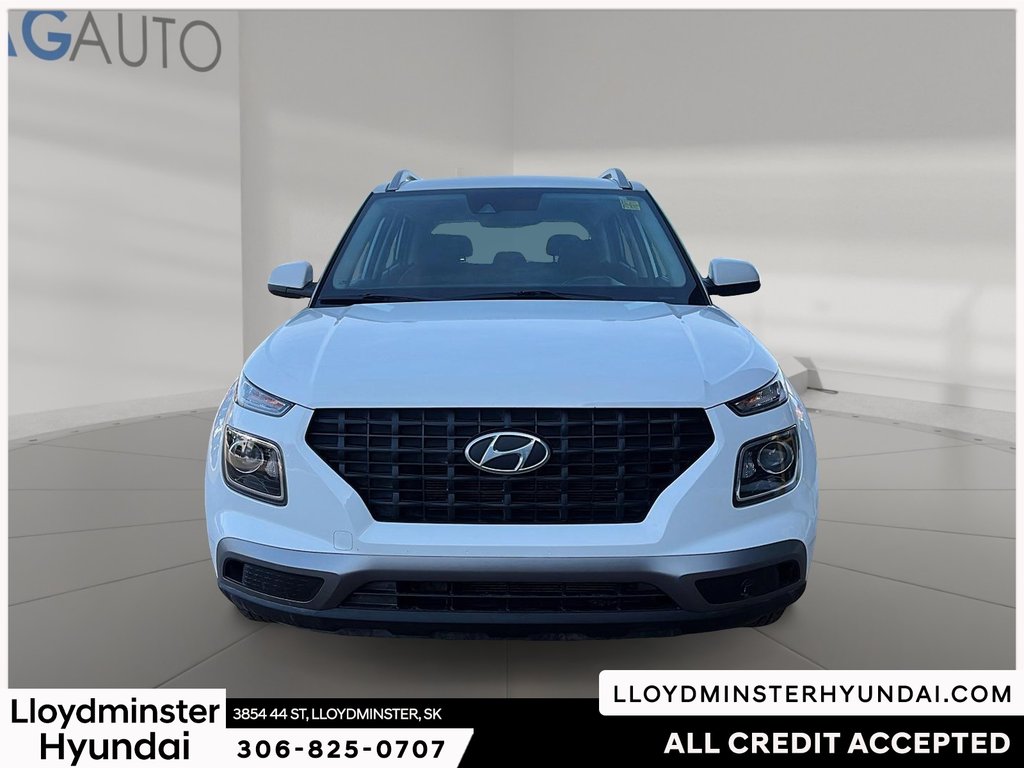 2022 Hyundai Venue Preferred in Lloydminster, Saskatchewan - 3 - w1024h768px