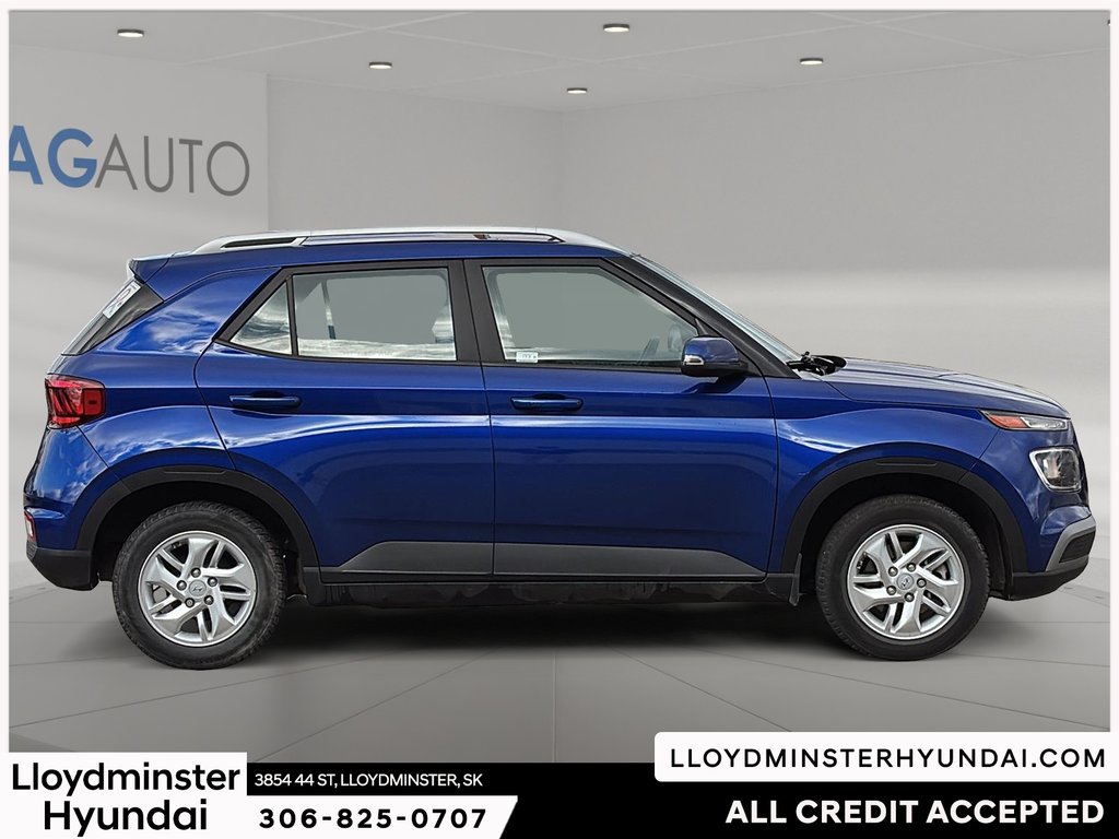 2023 Hyundai Venue Preferred in Lloydminster, Saskatchewan - 4 - w1024h768px