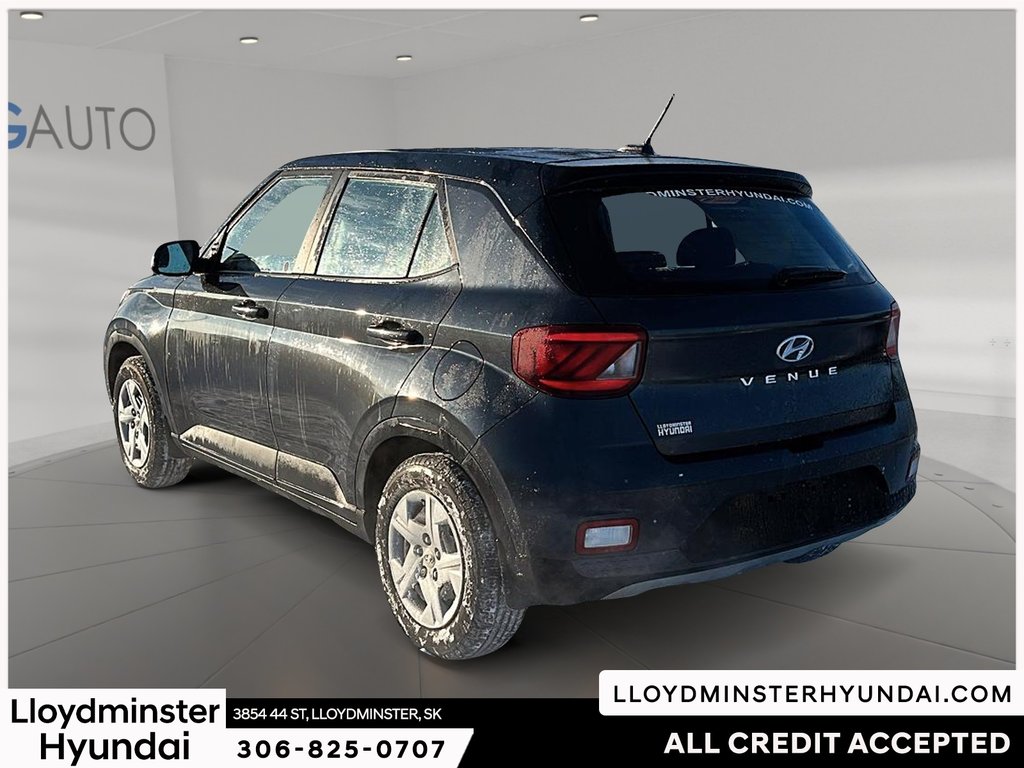 2023 Hyundai Venue Essential in Lloydminster, Saskatchewan - 7 - w1024h768px