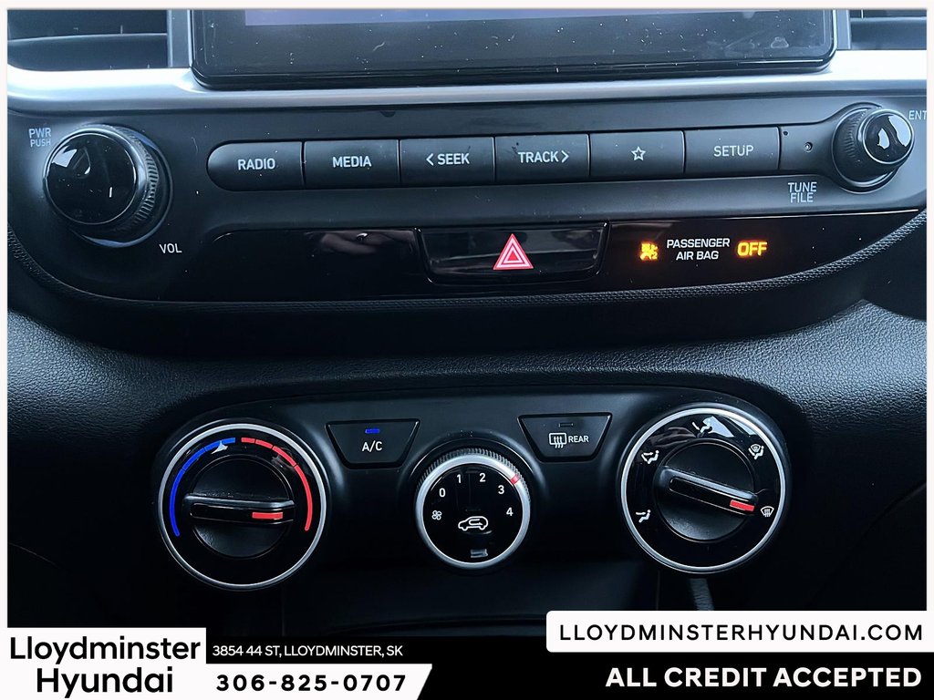 2023 Hyundai Venue Essential in Lloydminster, Saskatchewan - 18 - w1024h768px