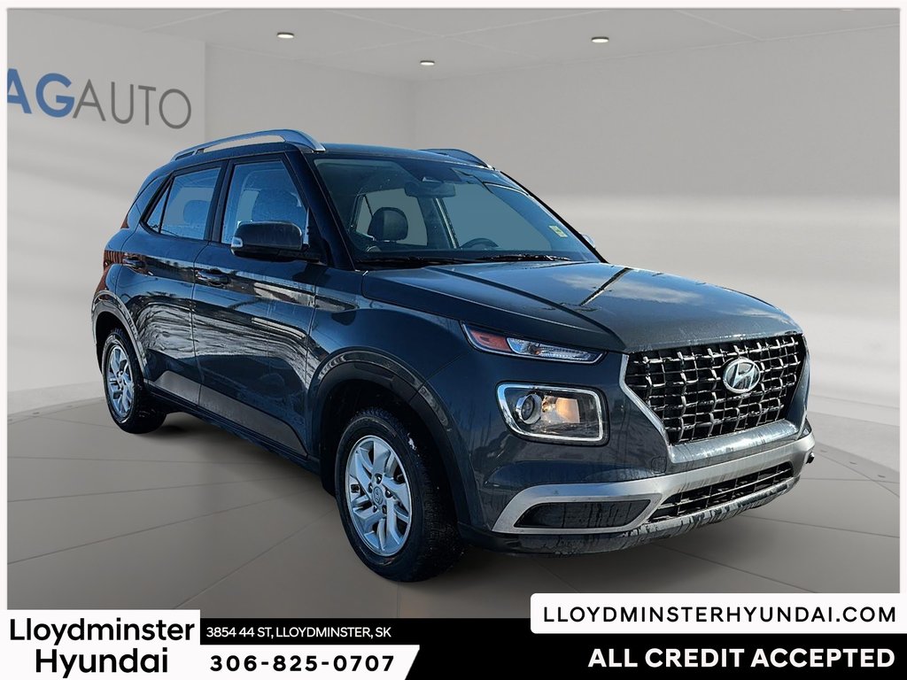 2023 Hyundai Venue Preferred in Lloydminster, Saskatchewan - 3 - w1024h768px