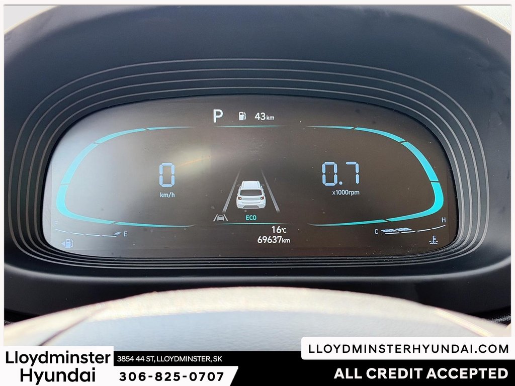 2023 Hyundai Venue Preferred in Lloydminster, Saskatchewan - 18 - w1024h768px