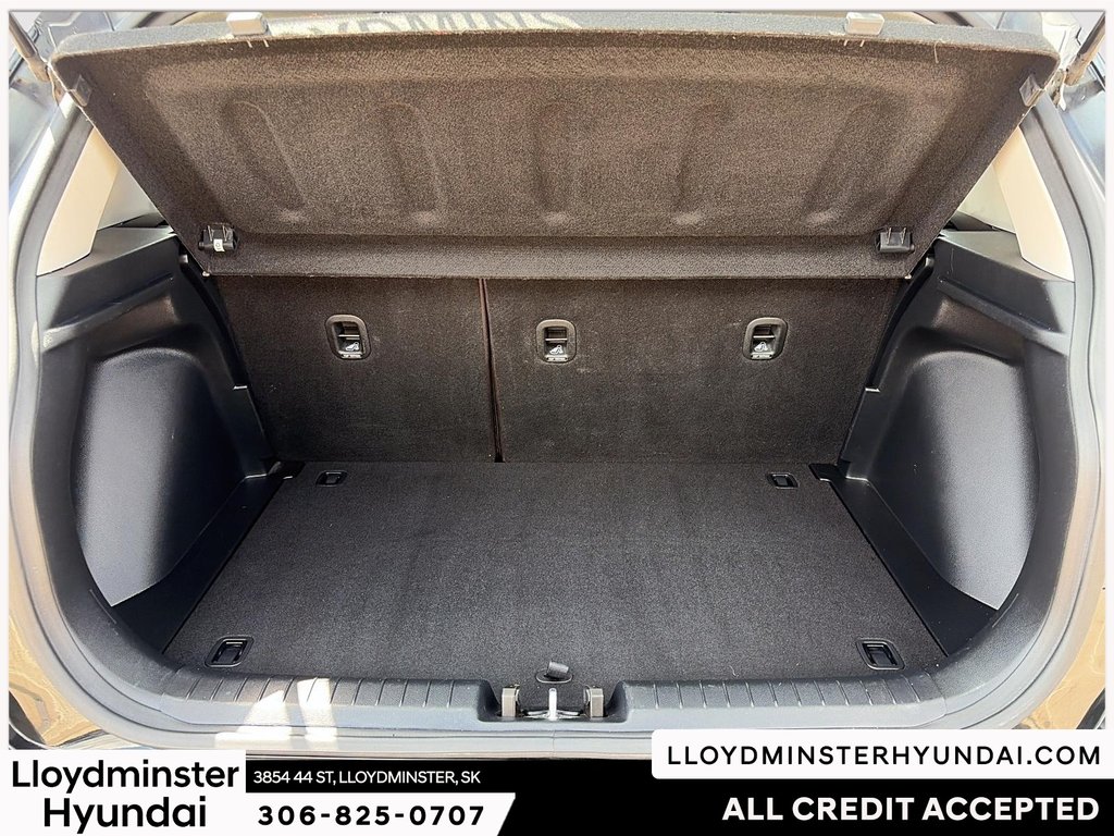 2023 Hyundai Venue Preferred in Lloydminster, Saskatchewan - 9 - w1024h768px