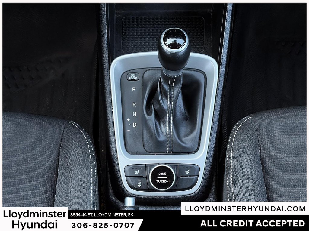 2023 Hyundai Venue Preferred in Lloydminster, Saskatchewan - 19 - w1024h768px