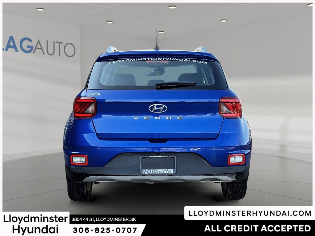 2023 Hyundai Venue Preferred in Lloydminster, Saskatchewan - 6 - w1024h768px
