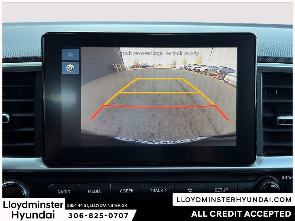 2023 Hyundai Venue Preferred in Lloydminster, Saskatchewan - 21 - w1024h768px