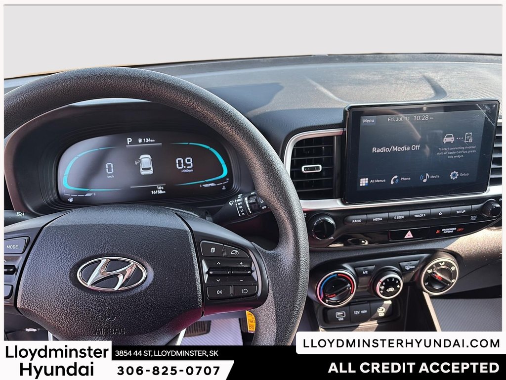 2024 Hyundai Venue Essential in Lloydminster, Saskatchewan - 16 - w1024h768px