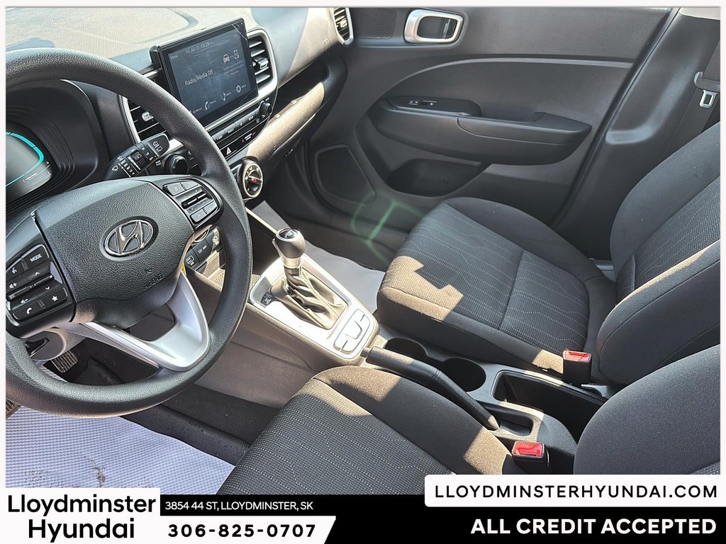 2024 Hyundai Venue Essential in Lloydminster, Saskatchewan - 12 - w1024h768px