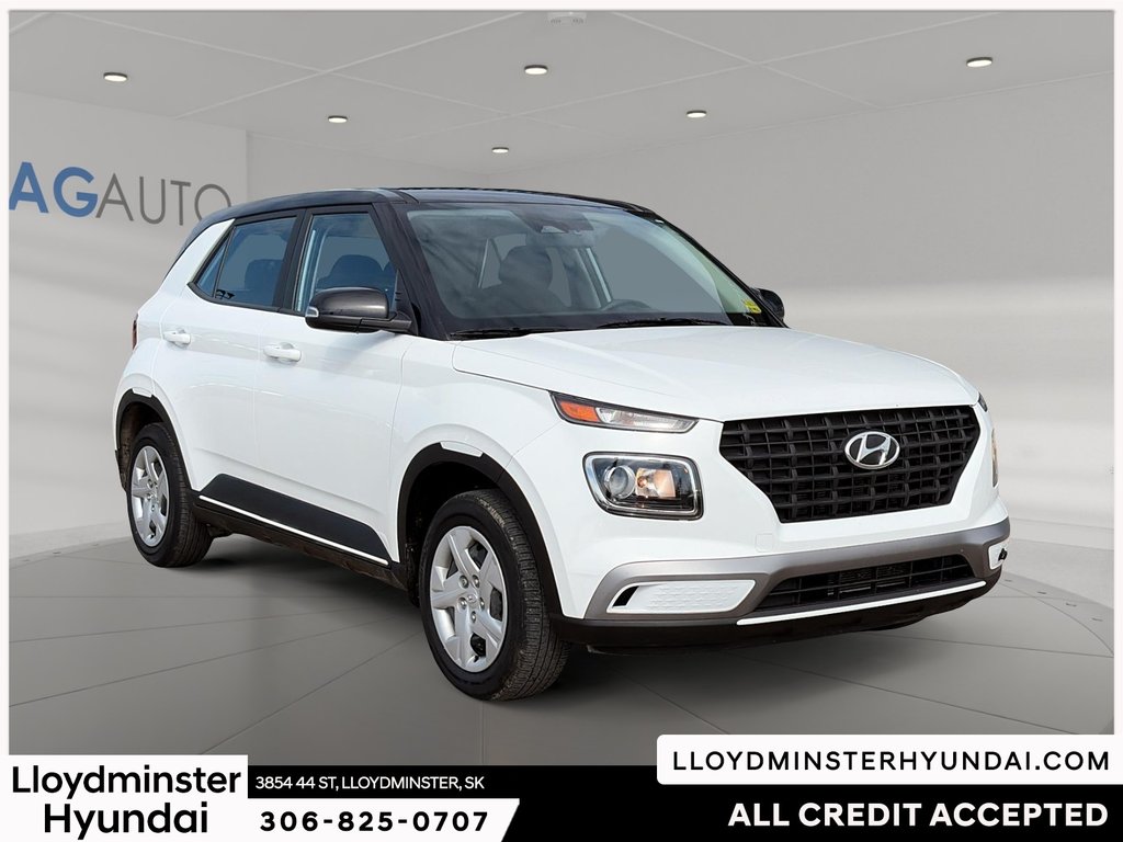 2024 Hyundai Venue Essential in Lloydminster, Saskatchewan - 3 - w1024h768px