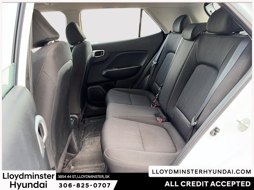 2024 Hyundai Venue Essential in Lloydminster, Saskatchewan - 13 - w1024h768px