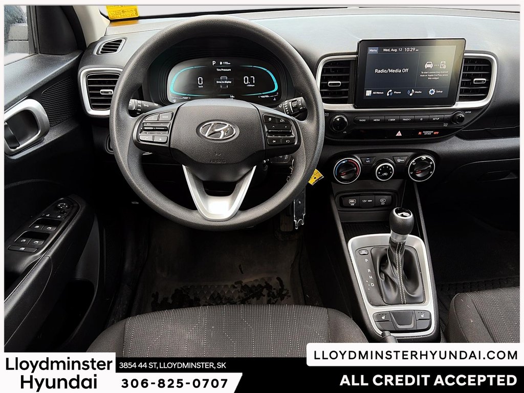 2024 Hyundai Venue Essential in Lloydminster, Saskatchewan - 14 - w1024h768px