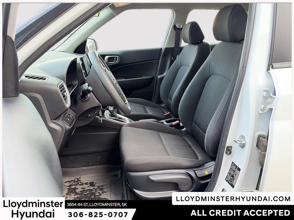 2024 Hyundai Venue Essential in Lloydminster, Saskatchewan - 12 - w1024h768px