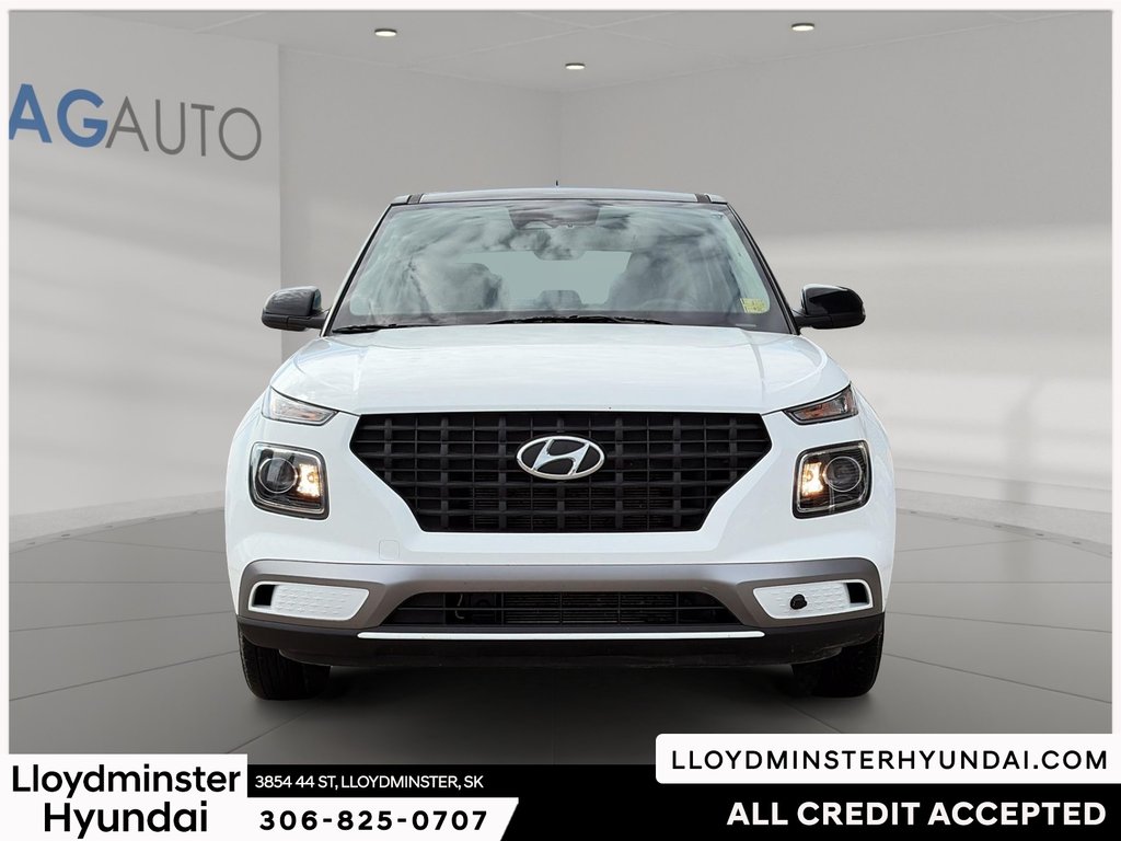 2024 Hyundai Venue Essential in Lloydminster, Saskatchewan - 2 - w1024h768px