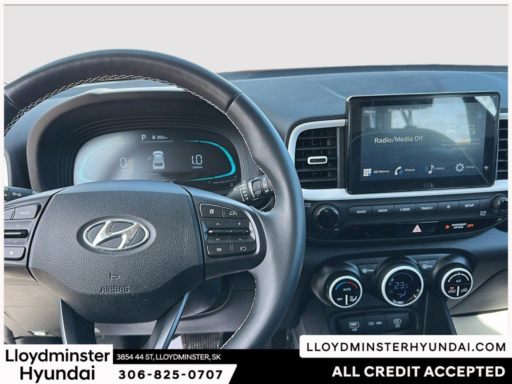2025 Hyundai Venue Ultimate in Lloydminster, Saskatchewan - 16 - w1024h768px