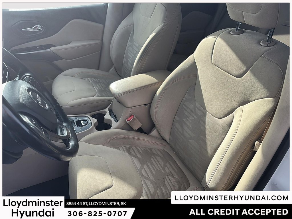 2019 Jeep Cherokee North in Lloydminster, Saskatchewan - 11 - w1024h768px