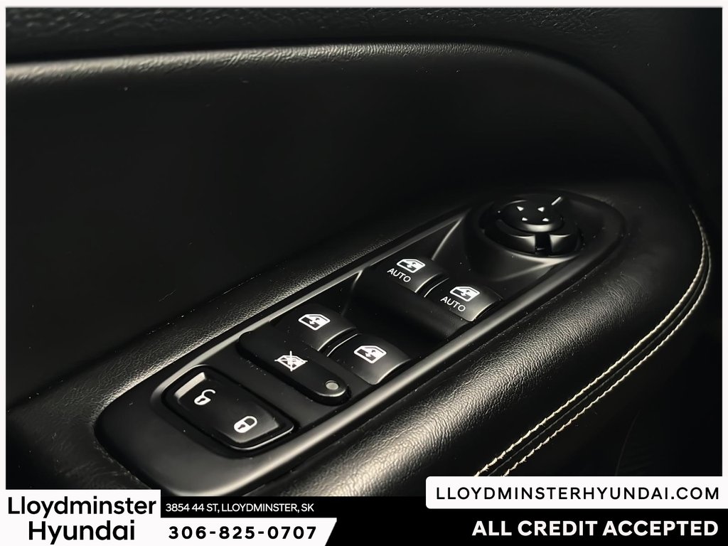 2021 Jeep Compass North in Lloydminster, Saskatchewan - 14 - w1024h768px