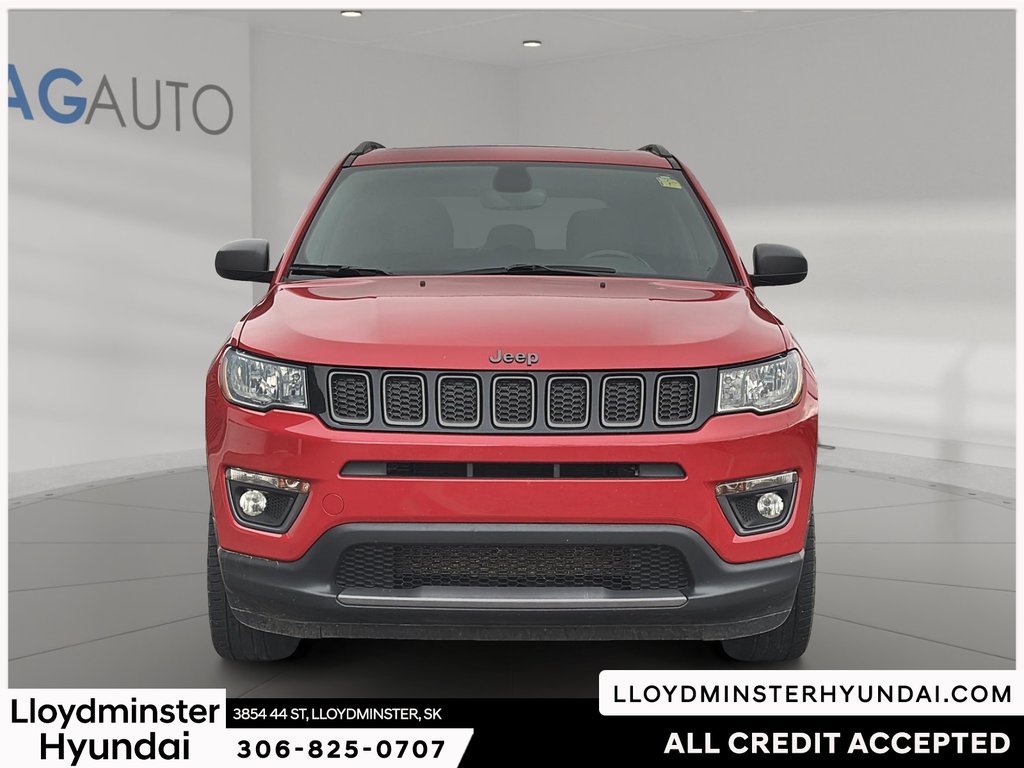 2021 Jeep Compass North in Lloydminster, Saskatchewan - 2 - w1024h768px